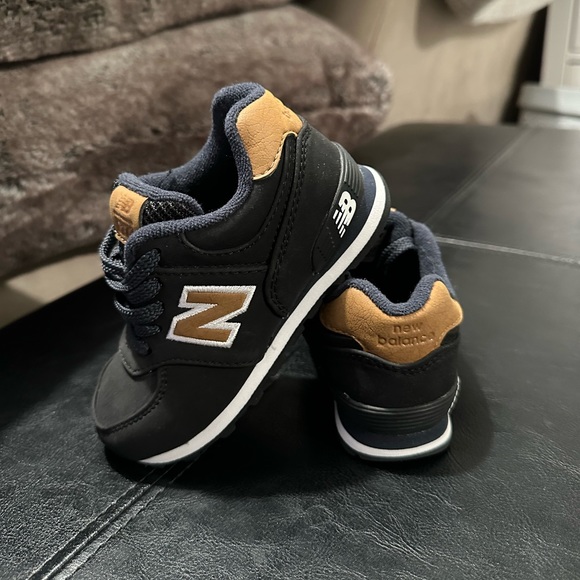 Toddler New Balance 574 - Picture 2 of 4